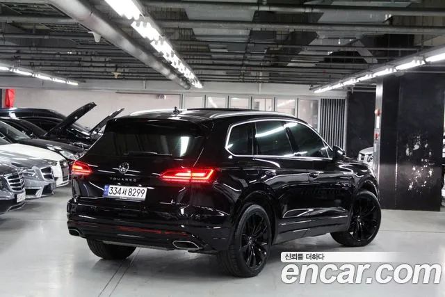 34900753_006.jpg Volkswagen Touareg 3.0 TDI R-Line 2021 года из Южной Кореи