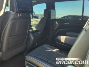 Cadillac Escalade 6.2 ESV 2022 года из Южной Кореи