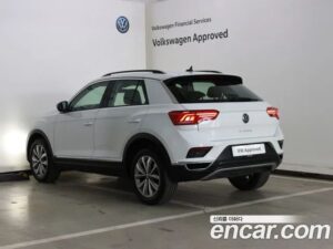 Volkswagen T-Roc 2.0 TDI Style 2021 года из Южной Кореи