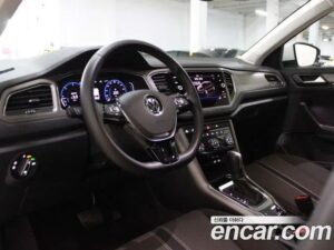 Volkswagen T-Roc 2.0 TDI Style 2021 года из Южной Кореи