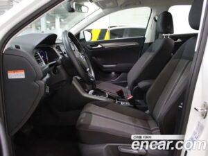 Volkswagen T-Roc 2.0 TDI Style 2021 года из Южной Кореи