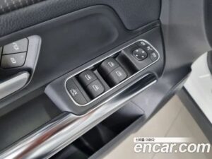 Mercedes-Benz EQA EQA250 AMG Charger Plus 2022 года из Южной Кореи