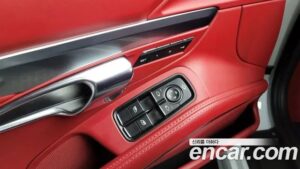 Porsche 718 S 2.5 2020 года из Южной Кореи