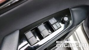 Toyota Prius 1.8 AWD 2020 года из Южной Кореи