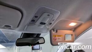 Toyota Prius 1.8 AWD 2020 года из Южной Кореи