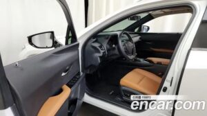 Lexus UX 2.0 2WD 2021 года из Южной Кореи