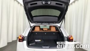 Lexus UX 2.0 2WD 2021 года из Южной Кореи