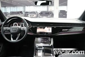 Audi Q7 45 TDI 4WD Premium 2021 года из Южной Кореи