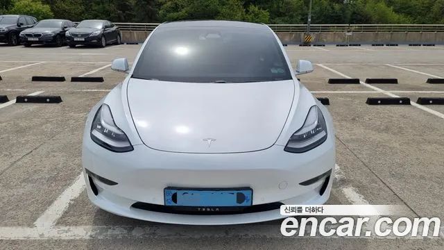 Tesla Model 3 Standard RANGE Plus 2020 года из Кореи