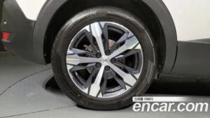 Peugeot 5008 1.5 BlueHDi ALLURE 2020 года из Южной Кореи