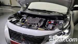 Peugeot 5008 1.5 BlueHDi ALLURE 2020 года из Южной Кореи