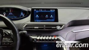 Peugeot 5008 1.5 BlueHDi ALLURE 2020 года из Южной Кореи