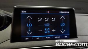 Peugeot 5008 1.5 BlueHDi ALLURE 2020 года из Южной Кореи