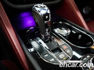 Bentley Bentayga 4.0 V8 2021 года из Южной Кореи