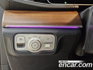 Mercedes-Benz GLS-Class GLS400d 4MATIC 2021 года из Южной Кореи