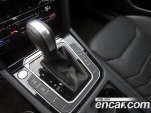 Volkswagen Arteon 2.0 TDI Prestige 2022 года из Южной Кореи