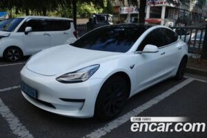 Tesla Model 3 Standard RANGE Plus 2020 года из Южной Кореи