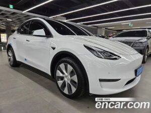 Tesla Model Y LONG RANGE 2022 года из Южной Кореи