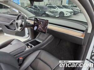Tesla Model Y LONG RANGE 2022 года из Южной Кореи