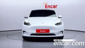 Tesla Model Y Performance 2022 года из Южной Кореи