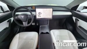 Tesla Model Y Performance 2022 года из Южной Кореи