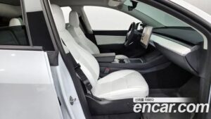 Tesla Model Y Performance 2022 года из Южной Кореи