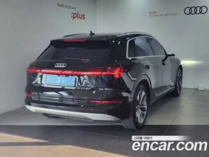 Audi e-tron 55 4WD 2022 года из Южной Кореи