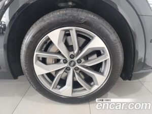 Audi e-tron 55 4WD 2022 года из Южной Кореи