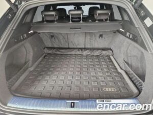 Audi e-tron 55 4WD 2022 года из Южной Кореи