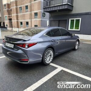 Lexus ES Executive 2020 года из Южной Кореи
