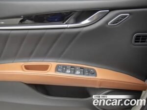 Maserati Ghibli 2.0 GranSport 2021 года из Южной Кореи