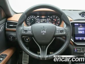 Maserati Ghibli 2.0 GranSport 2021 года из Южной Кореи