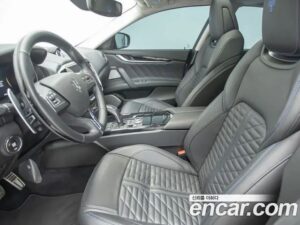 Maserati Ghibli 2.0 GT 2022 года из Южной Кореи