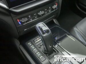 Maserati Ghibli 2.0 GT 2022 года из Южной Кореи