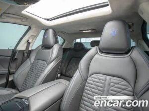 Maserati Ghibli 2.0 GT 2022 года из Южной Кореи