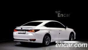 Lexus ES Luxury Plus 2021 года из Южной Кореи