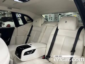 Rolls-Royce Phantom 6.7 V12 2021 года из Южной Кореи