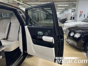Rolls-Royce Phantom 6.7 V12 2021 года из Южной Кореи