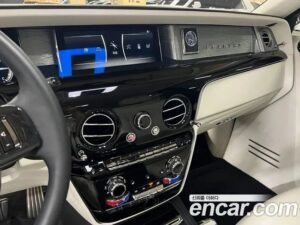 Rolls-Royce Phantom 6.7 V12 2021 года из Южной Кореи