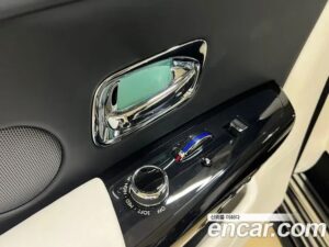 Rolls-Royce Phantom 6.7 V12 2021 года из Южной Кореи