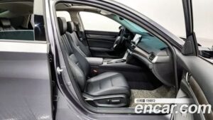 Honda Accord 2.0 HYBRID Touring 2022 года из Южной Кореи