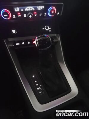 Audi Q3 35 TDI 4WD Premium 2020 года из Южной Кореи