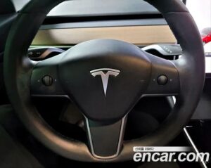Tesla Model 3 Standard RANGE Plus 2020 года из Южной Кореи