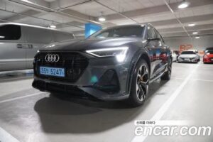 Audi e-tron S 2022 года из Южной Кореи