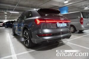 Audi e-tron S 2022 года из Южной Кореи