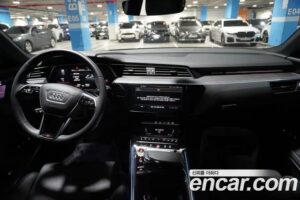 Audi e-tron S 2022 года из Южной Кореи