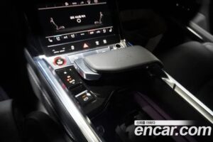 Audi e-tron S 2022 года из Южной Кореи