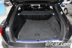 Audi e-tron S 2022 года из Южной Кореи