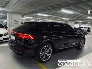Audi Q8 50 TDI 4WD Premium 2021 года из Южной Кореи