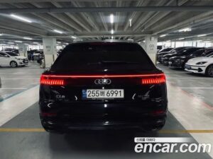 Audi Q8 50 TDI 4WD Premium 2021 года из Южной Кореи